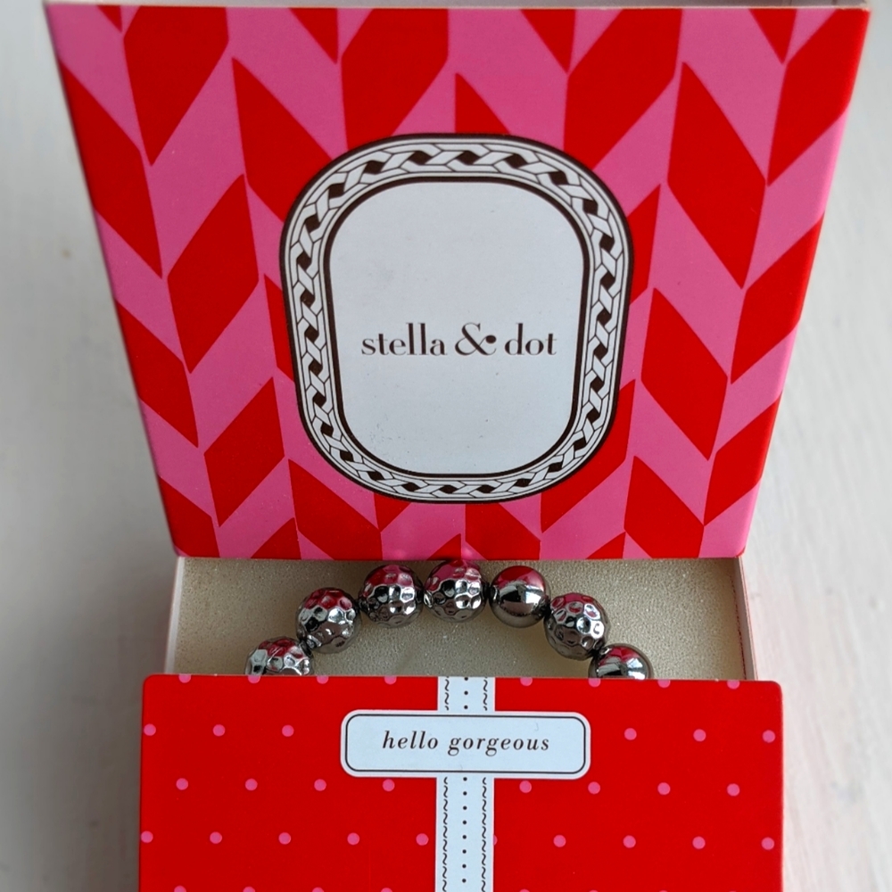 Stella and Dot Hammered Metal Bead Stretch Bracelet